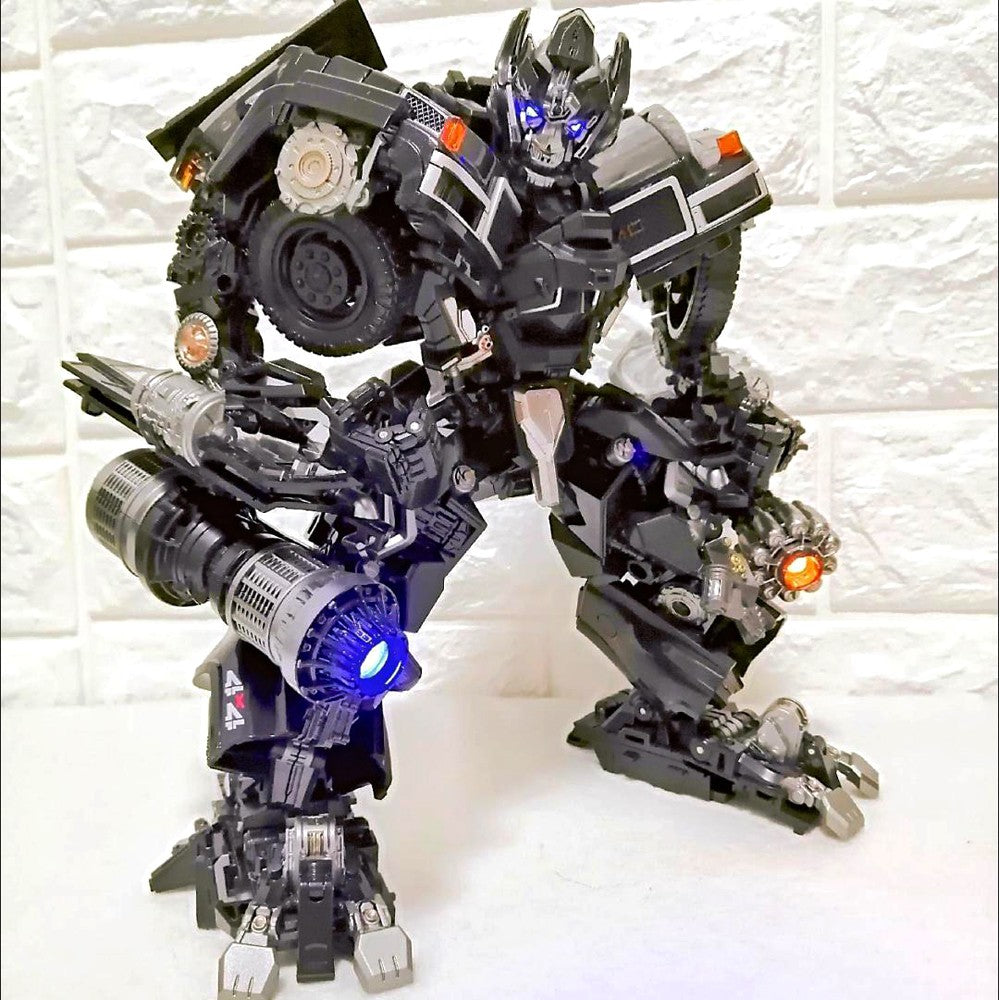 Brinquedos de Transformação Robô BMB Ironhide LS09 Autobots AW01 Modelo de Carro de Deformação Boneco de Ação