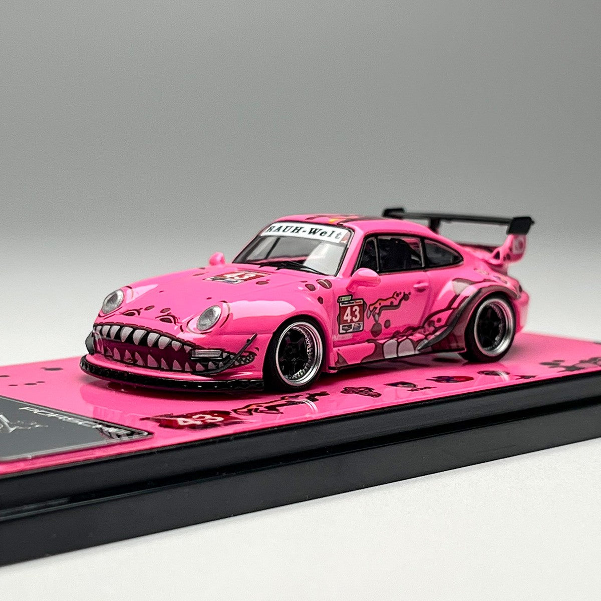 In-Stock Flame 1:64 Rwb 993 964 Pink/Green Dinosaur Paint Simulation Alloy Miniature Die-Cast Car Model Custom Children Toy Gift