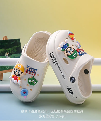Kids Summer Sandals EVA Design Children Slippers Soft Non Slip Platform Slides Outdoor Garden Shoes High Quality Fashion Shoes