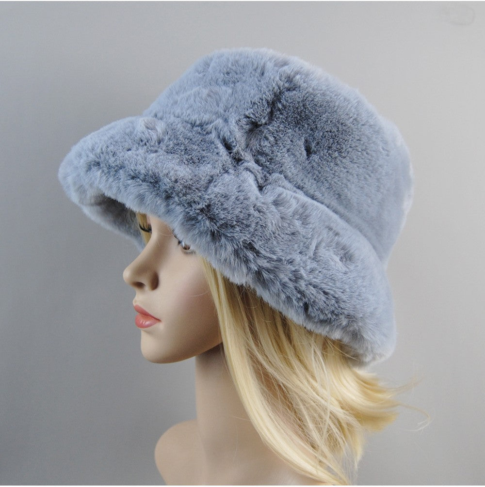 Chapéus de pele de coelho falso supermacios estilo novo 2025, forro de algodão para mulheres, gorros de esqui de moda russa quentes, cor sólida de pelúcia