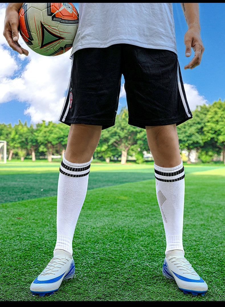 Men Training Football Boots Unisex Professional Soccer Shoes Trend Grass Cleats Outdoor Breathable Sport Ultra-light Non-slip