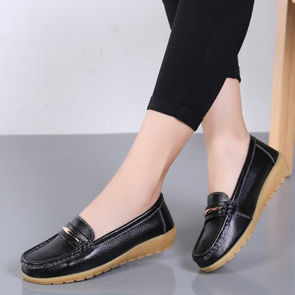 2025 New Genuine Leather Shoes Woman Slip On Women Flats Moccasins Women's Loafers Spring Autumn Mother Shoe Big Size 35-44