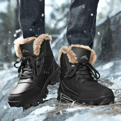 Botas de Neve de Inverno 2025 Masculinas Sapatos Outdoor Cano Alto Cadarço Antiderrapante Botas de Tornozelo Quente Confortáveis Pelúcia Sapatos Casuais Masculinos