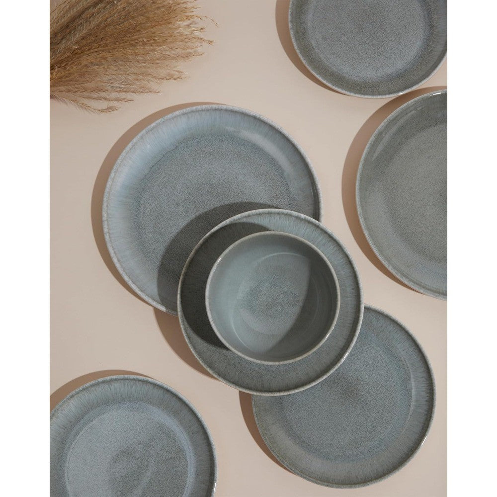 Ceramic Dinnerware Sets for 6, 18 Pieces Stoneware Plates and Bowls Sets, Chip and Stain Resistant Modern Dishes, Dishwasher & M
