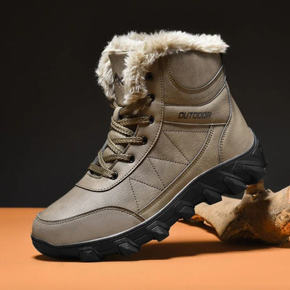 Calçados Masculinos 2025 Novas botas de inverno masculinas Pantufas Quentes Impermeáveis Antiderrapantes Tênis de pelúcia Botas de couro Masculinas Tamanho Plus 48
