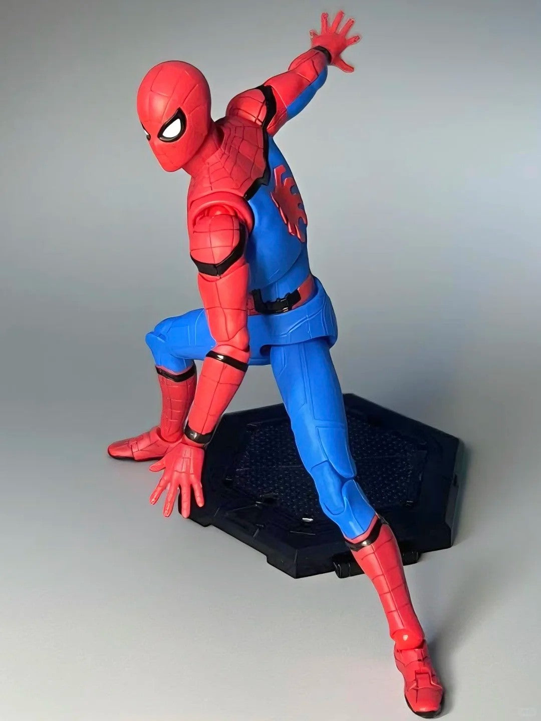 Fondjoy 1/12 Homem-Aranha Venom Edição de Quadrinhos Bonecos de Ação Marvel Modelo Montado Boneca Brinquedos Bagunçados Coleção Presentes de Aniversário para Meninos
