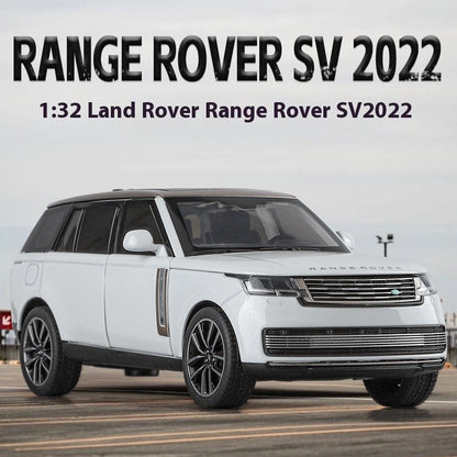 1:32 Land Rover Range Rover SV2022 SUV Diecast Alloy Model Computer Desktop Ornaments Miniatures Model Present for Childrens