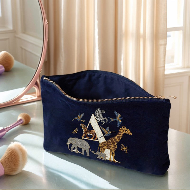 Cute Animal Letter Print Velvet Clutch Makeup Bag - Fashionable And Stylish Cosmetic Pouch for Women