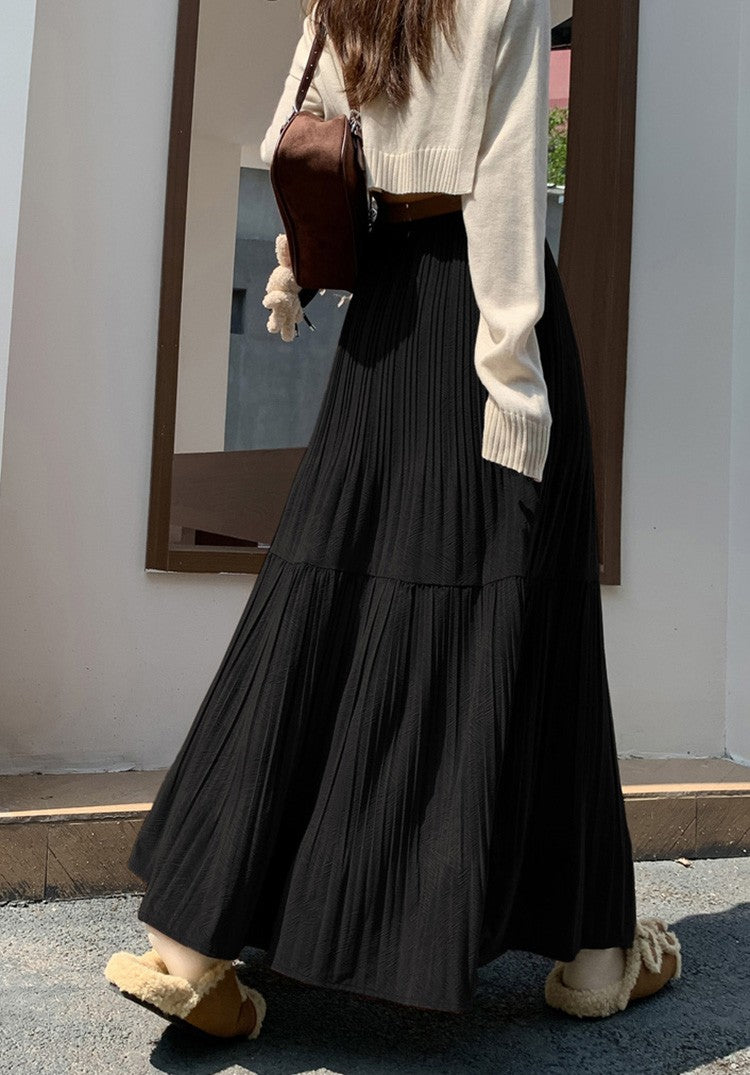 Pleated half skirt for women in autumn and winter 2025 new high waist slimming casual versatile A-line umbrella long skirt