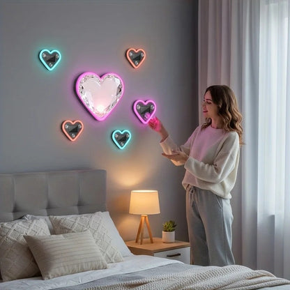 Luzes de Neon LED Solares para Janela de Carro - Luz de Atmosfera Interna em Formato de Coração RGB Sem Fio com Cores Mutáveis