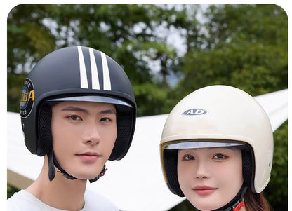 Capacete de motocicleta elétrica AD para homens e mulheres Certificação GB geral Capacete de carro a bateria Capacete meio-aberto de inverno quente