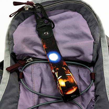 Chaveiro de bico de águia de figuras legais de anime, cordões curtos usados ​​em corda de telefone, suporte de crachá, pingente USB, cordão de chave portátil