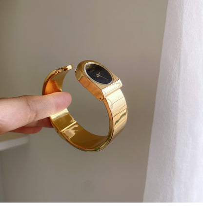 Luxury Women's Quartz Watch Simple Design Gold Delicate Bracelet Clock Gift Stainless Steel Women's Watch