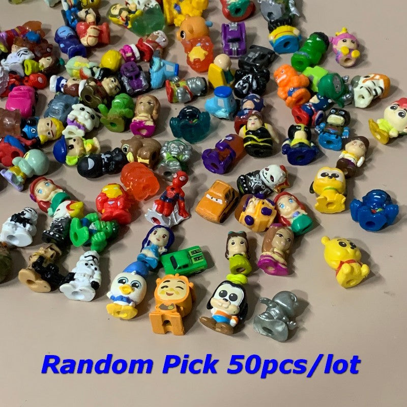 Escolha aleatória 10/25/50pçs Squinkies Mini Bonecos de Borracha Marvel Universe Super-Heróis DC Comics Princesas Disney Pixar Mini Brinquedos