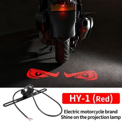 Luz de projeção de motocicleta e veículo elétrico olho de diabo LED de alta definição luz de placa anti-colisão traseira mod