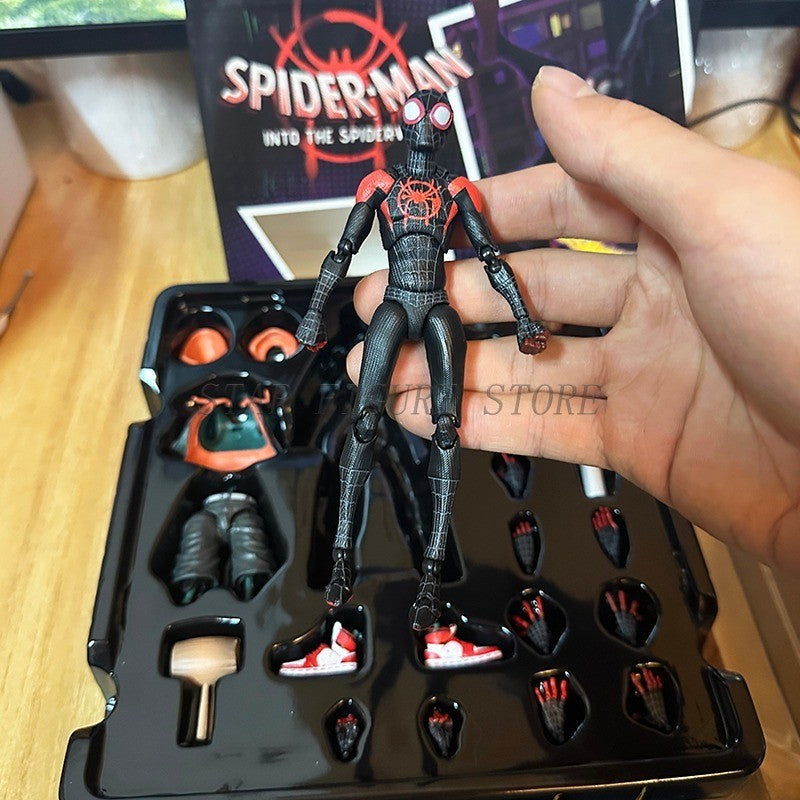 Coleção de Bonecos de Ação Sv Action Spider-Man Peter Parker Sentinel Marvel Homem-Aranha no Aranhaverso Brinquedos Modelo de Estatueta