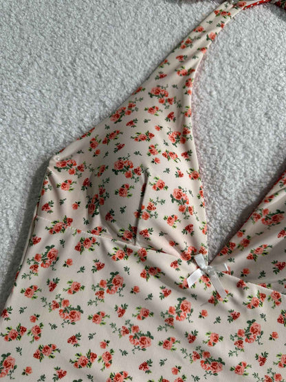 2025 Summer Floral Halter Bikini Women's Sexy Backless Swimwear with Tie Detail Summer Strappy Two Piece Bathing Suit Holiday