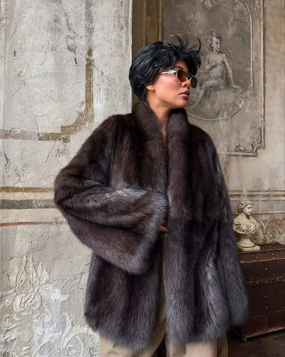 Lady Faux Fur Short Coat Women Lapel Hidden Button Full Sleeve Loose Warm Outwear 2025 New Winter Office Commute Overcoat New