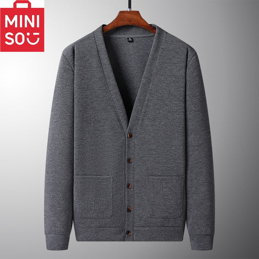 2024 Spring and Autumn New V-neck Cardigan Jacket for Men's Loose Knitted Casual Outdoor Versatile Jacket