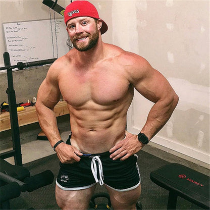 Men Gym Fitness Shorts Bodybuilding sports Jogging shorts Male 2022 Summer Cool Breathable Mesh The big size casual men Shorts