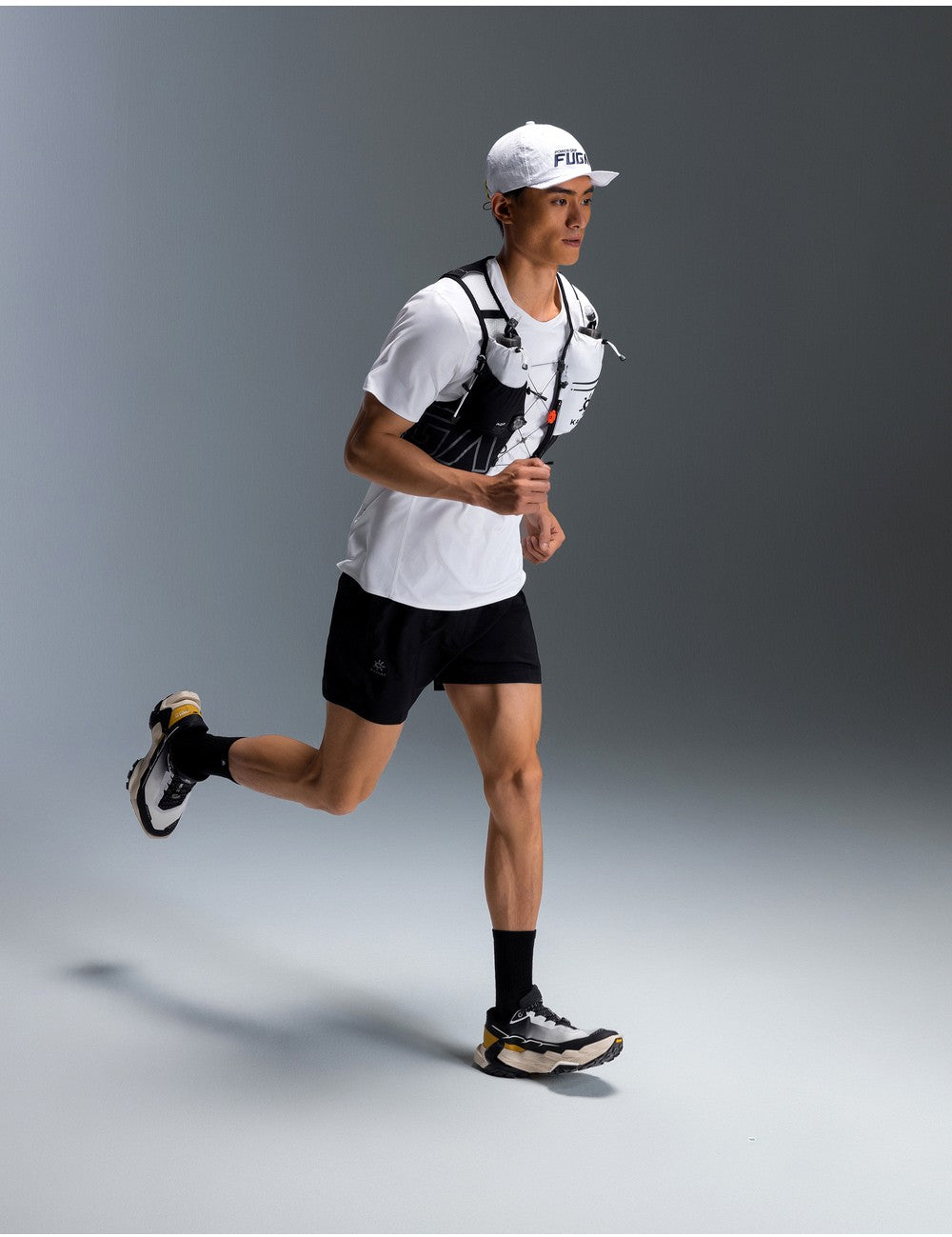 KAILAS FUGA AIR 8L Unisex Travel Marathon Trail Running Hiking Cycling Backpacks  with Dual Soft Water Bottles KA2554005