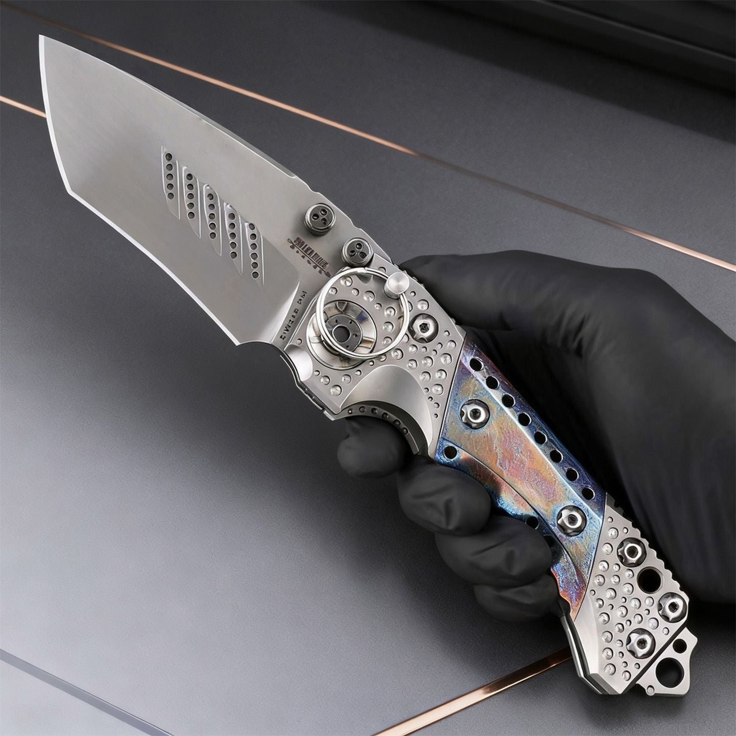 High-end handcrafted heavy-duty folding knife, titanium alloy handle and titanium-baked blue surface, collectible knife, men's g