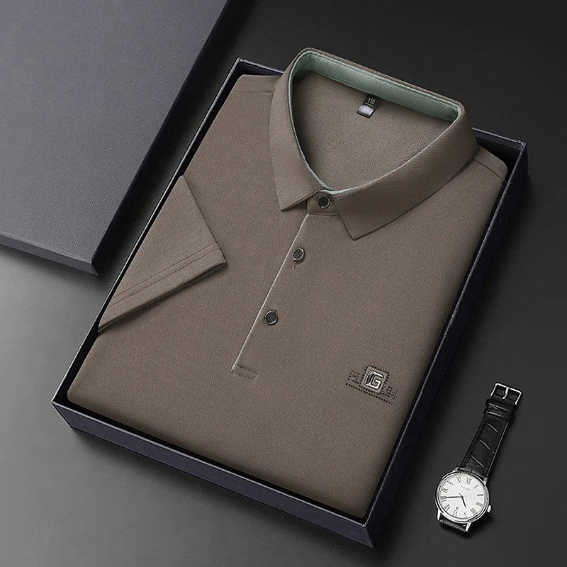 New Men's Business Casual Short Sleeved Shirt with Badge Solid Color Polo Shirt Fashionable Breathable Comfortable Versatile Top