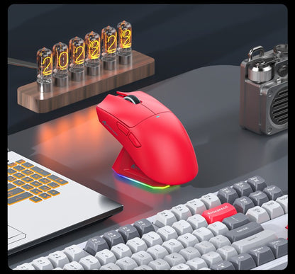 Mouse Gamer Attack Shark X11 Wireless, Conexão Tri-Modo 2.4GHz/Com Fio/Bluetooth PAW3311 22000DPI 400IPS RGB para PC