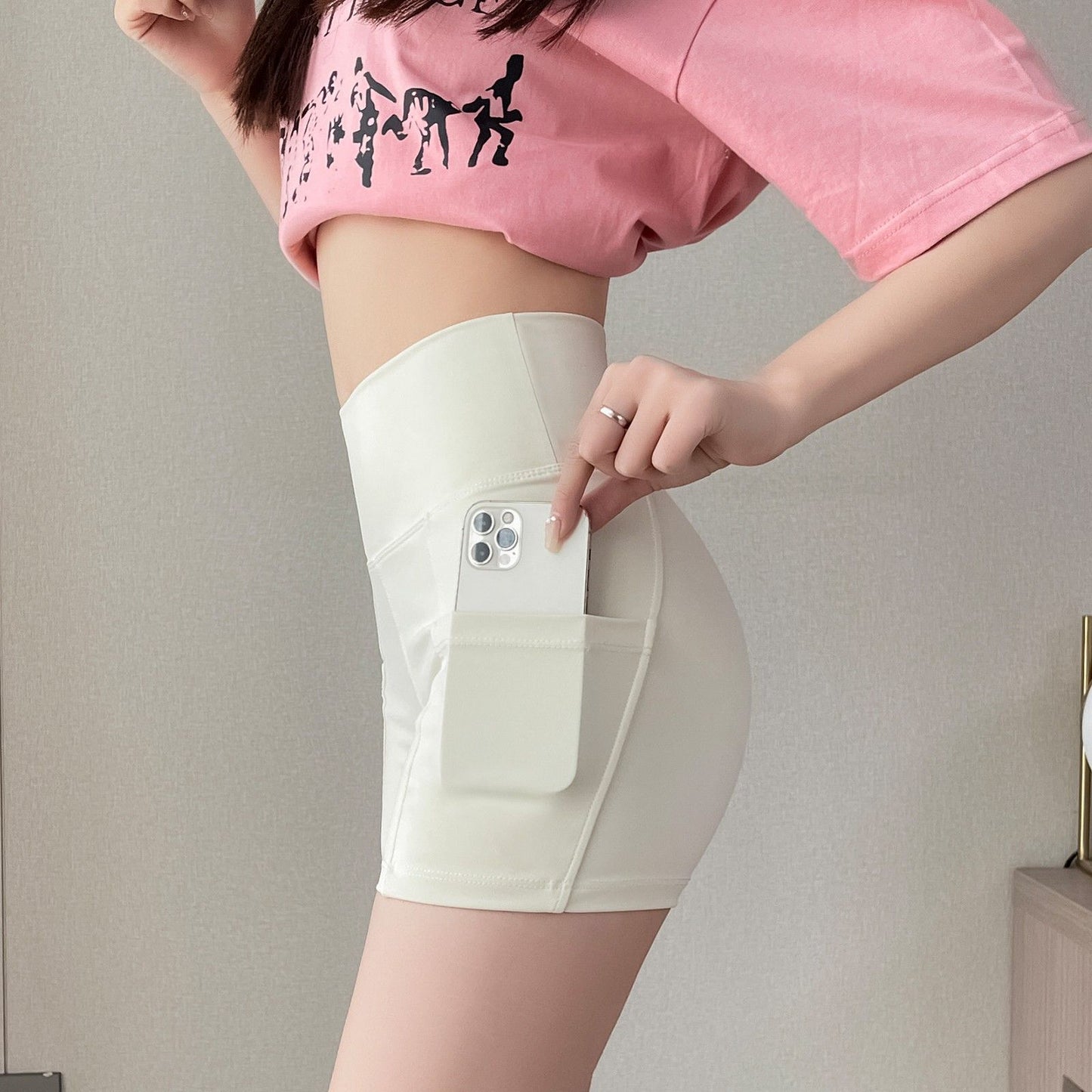 Women Sports Short Yoga Shorts High Waist Breathable Soft Fitness Tight Women Yoga Legging Shorts Cycling Athletic Gym Shorts