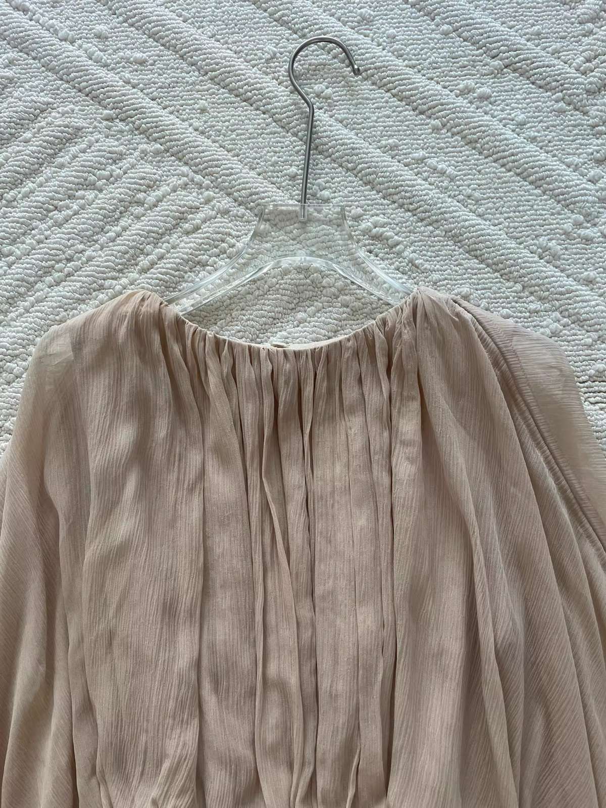 Ladies 100% Silk Elegant Set Pure Color Drawstring Long Sleeve Round Neck Shirt + A-Line Elastic Waist Maxi Skirt Holiday Suits