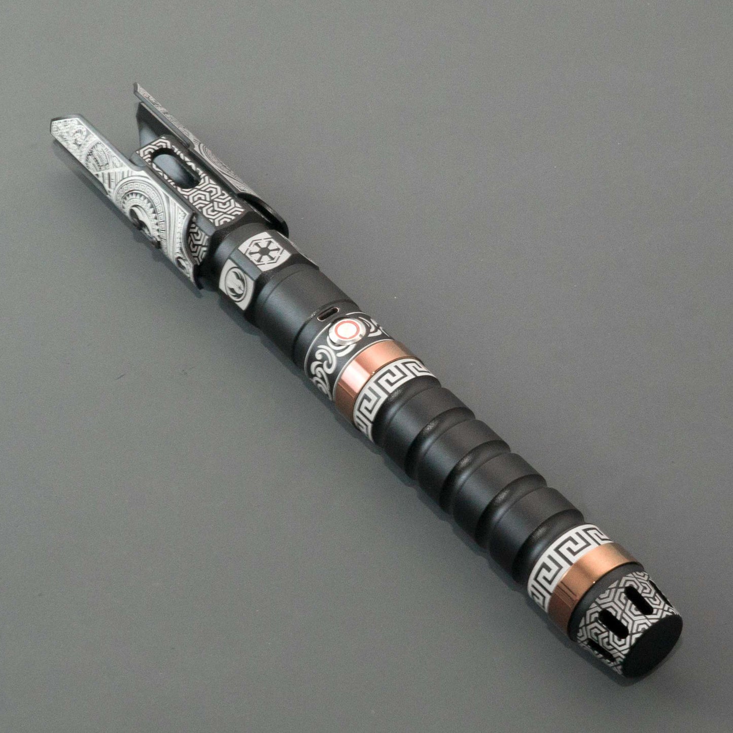 Metal Hilt Force Heavy Dueling New carved design Lightsaber Sensitive Smooth Swing Infinite Color Changing with 28 Sound Fonts
