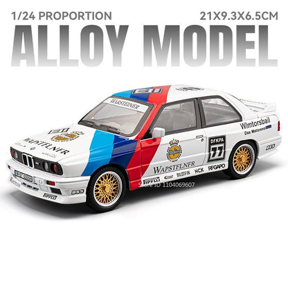 1:24 M3 Modelo Miniatura Carros de Brinquedo Liga Fundido Som Luz Porta Aberta Puxar Para Trás Absorção de Choque Modelos de Enfeite para Presentes Infantis