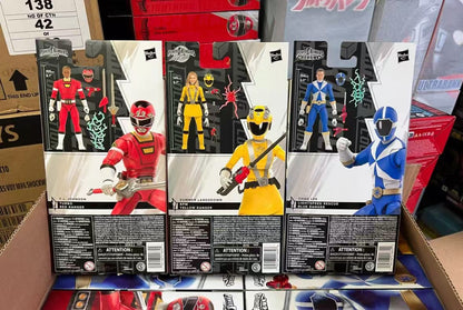 Hasbro Super Team Yellow Warrior Super Emocionante Emocionante Popular Red Warrior First Aid Blue Warrior Figura