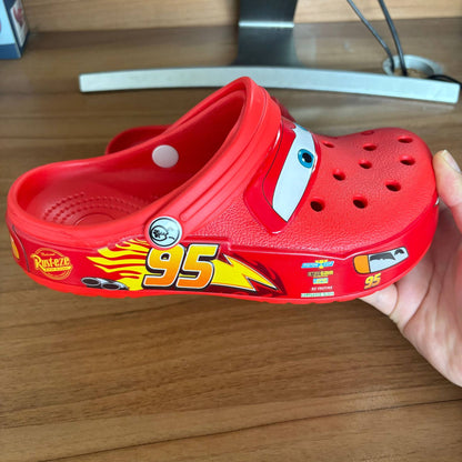 Mcqueens Pixar 95 Carros Chinelos Furados Sandálias Desenho Animado Impermeáveis Chinelos de Praia Casuais Ventilados para Adultos