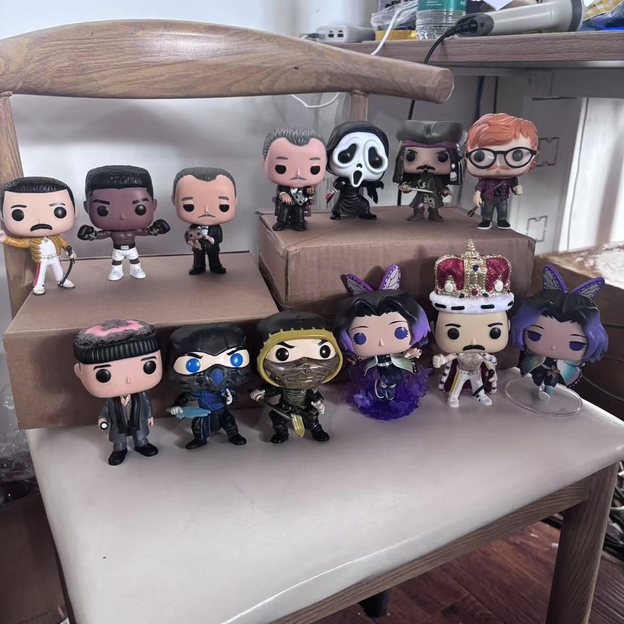 Demon Slayer Shinobu Kocho Queen Freddie Mercury Mortal Kombat Godfather The Last of Us Joel Ellie Clicker Brinquedos de Vinil