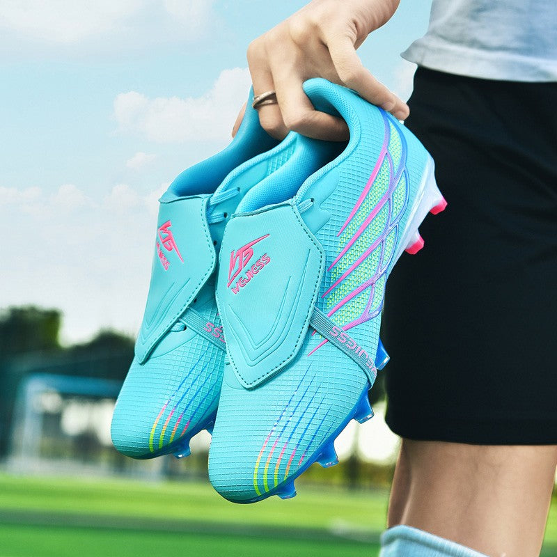 Football Cleats Men Ultralight Grass Soccer Shoes Men's Futsal Shoes Professional FG Football Shoes Men Training Match Sneakers