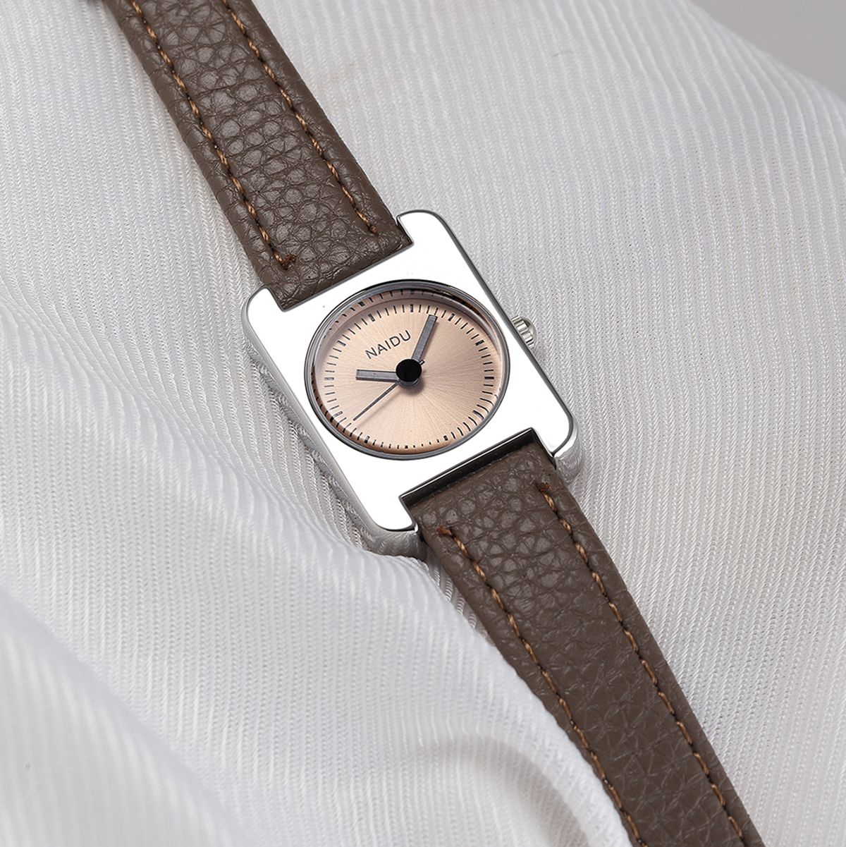 Casual, Fashionable and Versatile Belt Watch, Quartz Watch