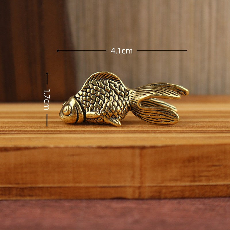 Brass Goldfish Statue Ancient Lifelike Goldfish Figurines Elegant Exquisite Lucky Charm Animal Sculpture Halloween