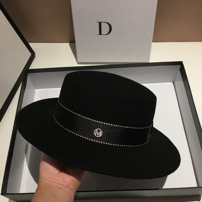 Chapéu Fedora de Lã com Aba Larga e Topo Chato nas Cores Neutras Preto e Branco para Uso Casual Unissex de Outono Inverno Masculino e Feminino