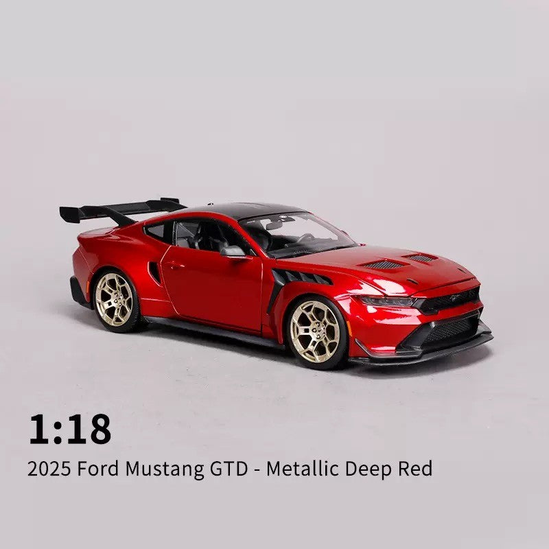 Original Maisto 1:18 Ford Mustang GTD Modelo de Carro em Liga Metálica Estático Miniatura Coleção de Modelos Die-Cast Presentes Brinquedos Presentes de Aniversário