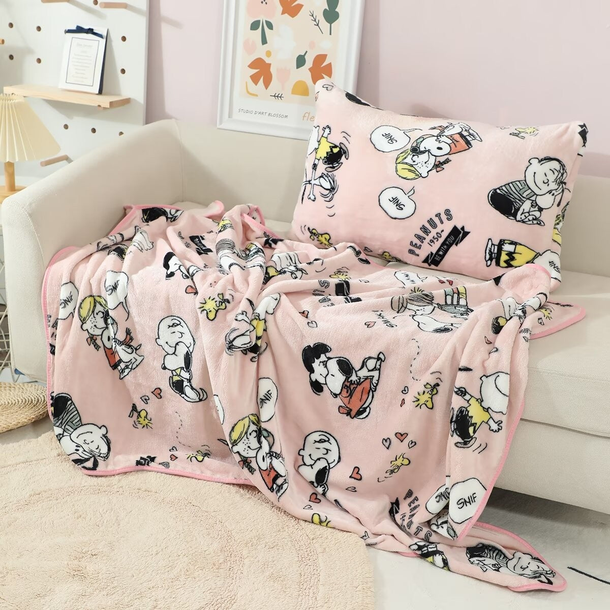 Snoopy Plush Blanket Comfortable Cartoon Snoopy Pattern Printing Flannel Blanket Office Nap Blanket Bedroom Bedspread Girl Gift