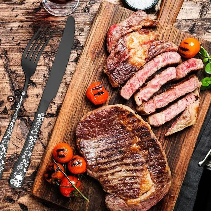 Presentes de Halloween Conjunto de talheres de aço inoxidável com caveira moderno Garfo e colher Conjunto de 4 peças Garfos de cozinha portáteis e