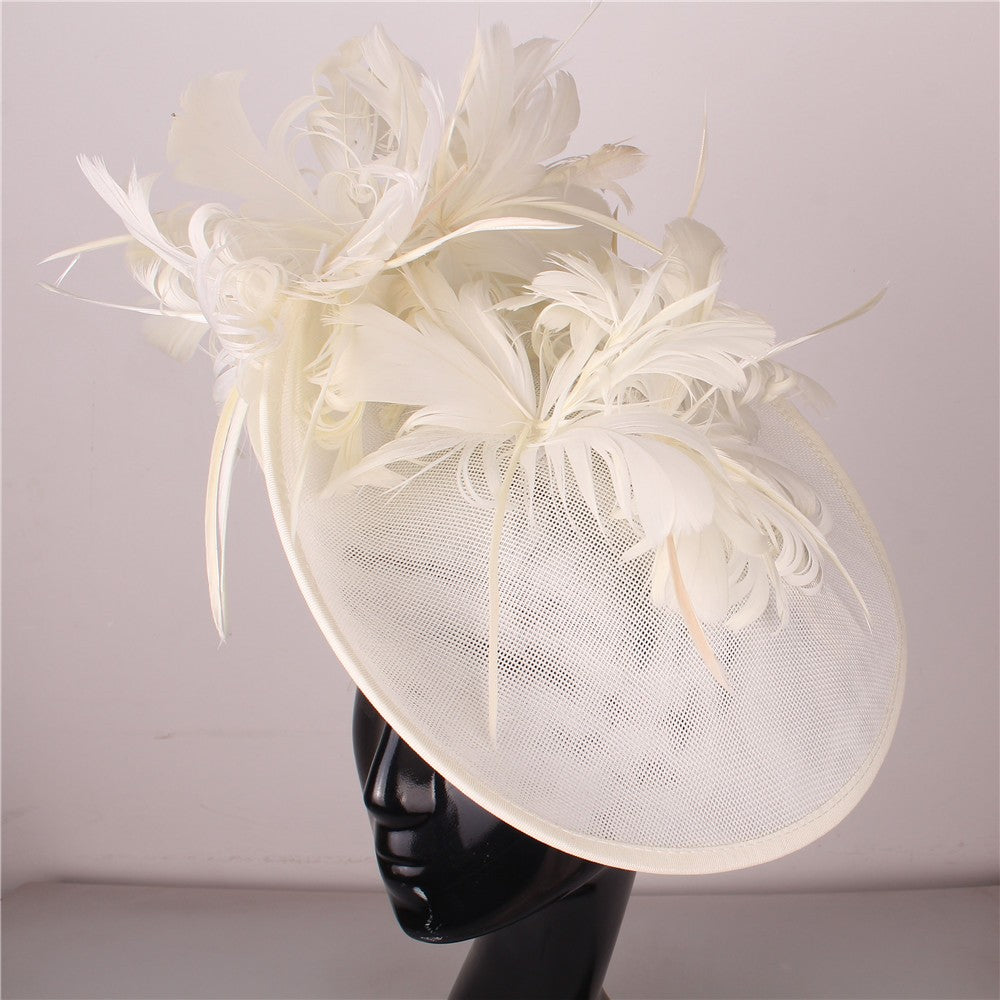 Bonés Cinzentos Millinery Com Acessórios de Tiara Imitação Sinamay Chapéu Derby de Coquetel Feminino Fascinadores de Cabelo de Noiva com Pena Chique