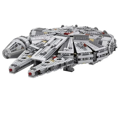 Em Estoque 1381 Peças Nave Espacial Millennium Guerra Espacial Conjunto Falcão Alienígena MINI 75105 Modelo de Blocos de Montar Tijolos Brinquedo de Presente