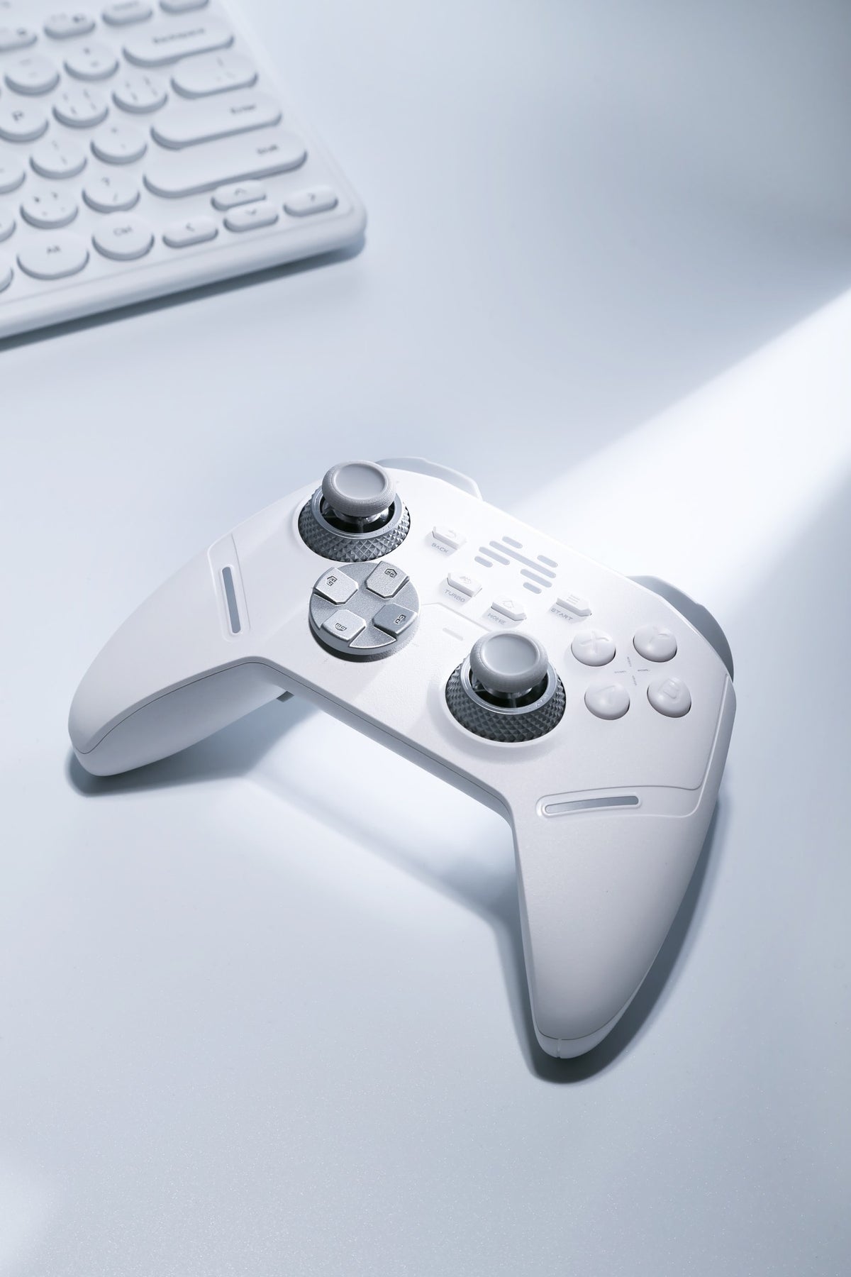 BEITONG KP40 Elite Wireless Controller for PC/Switch/iOS/Android/Steam, Adjustable TMR Joystick, 1000Hz Pro Gamepad