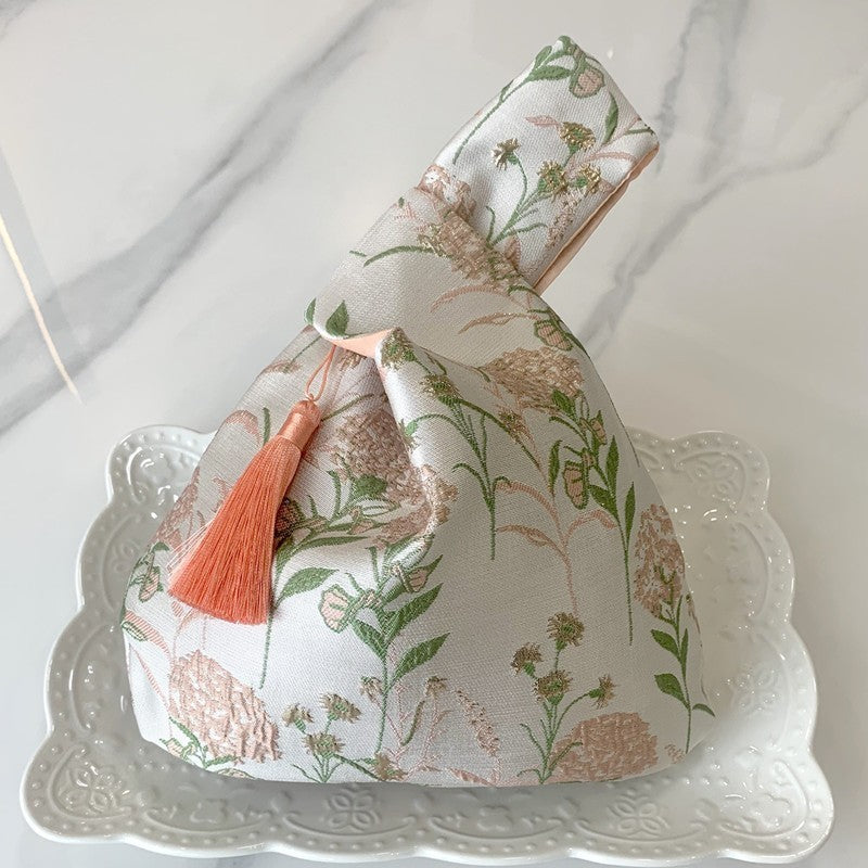 Chinese Style Embroidered Shoulder Bag Elegant Handbag Retro Small Square Bag Wedding Party Luxury Designer Women Evening Clutch