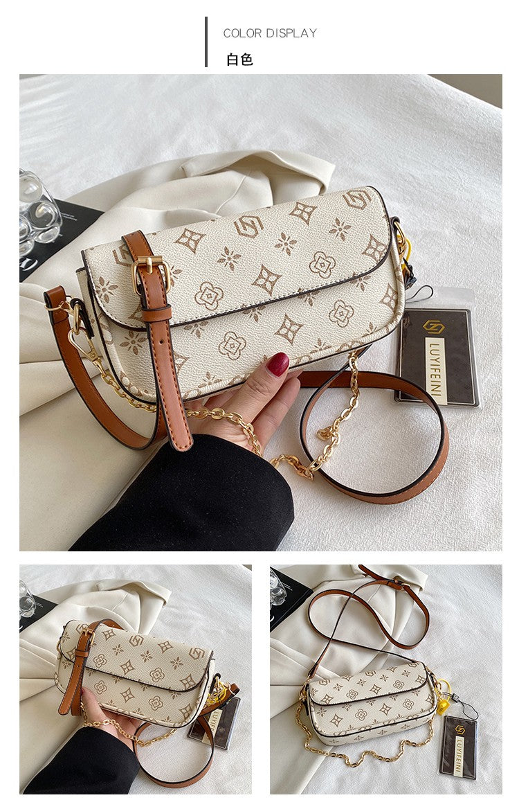 Fashionable retro printed small square bag; versatile single shoulder bag; crossbody bag under the arm.