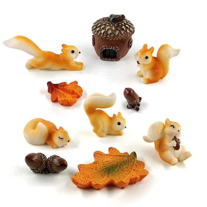 Squirrel Pine cone Leaf Figurine Cartoon Simulated Animal Model Resin Craft Home Miniature Fairy Garden Decoration Accessories