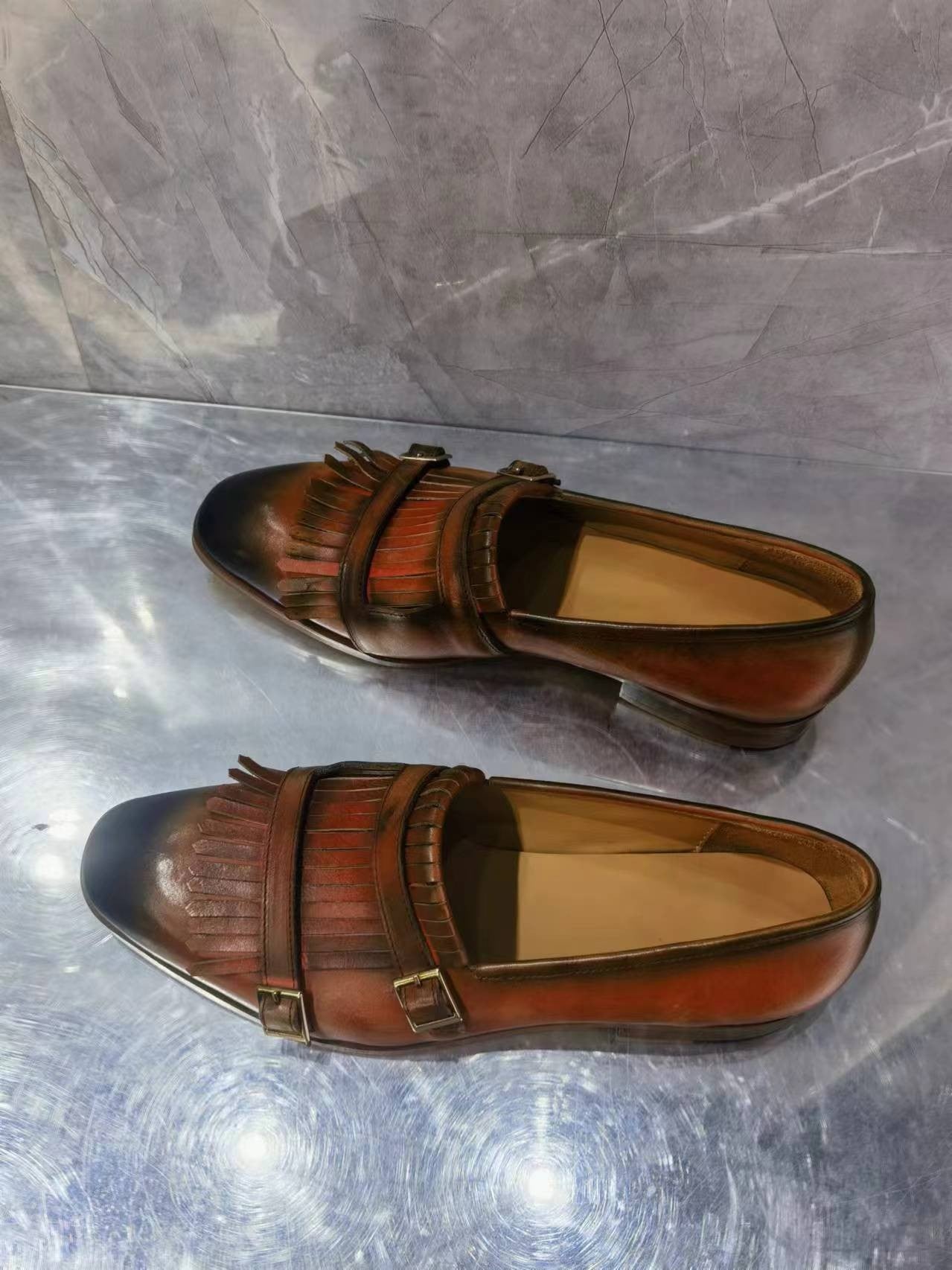 Retro Style Classic Men Polished Cow Leather Loafer Shoes Spring Autumn Male Round Toe Slip On Brown Single Shoes