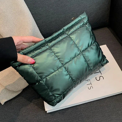 Cotton Filled Puffer Pouch Large Capacity Storage Purse Puffer Padded Makeup Bag Sewn Waterproof Thick Plaid Clutch Bag Daily